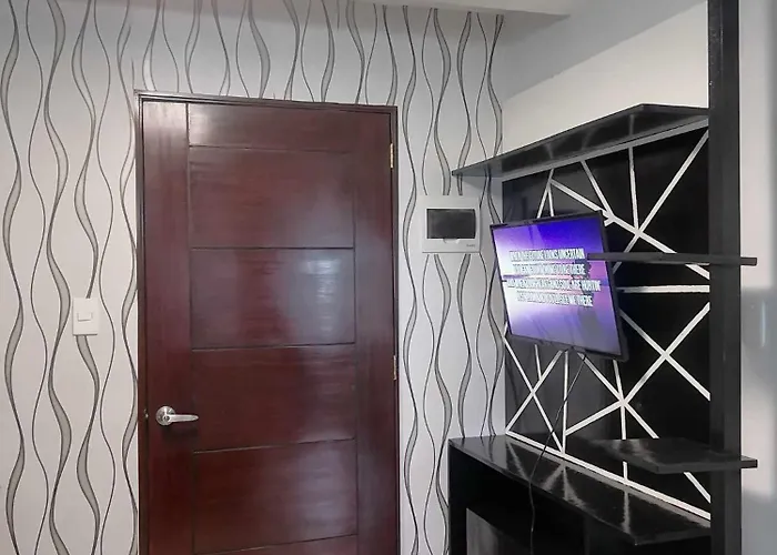 Apartment 2 Bedrooms Unit *